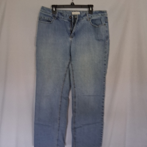 Coldwater Creek Light Blue Straight Leg Jeans - Picture 1 of 6